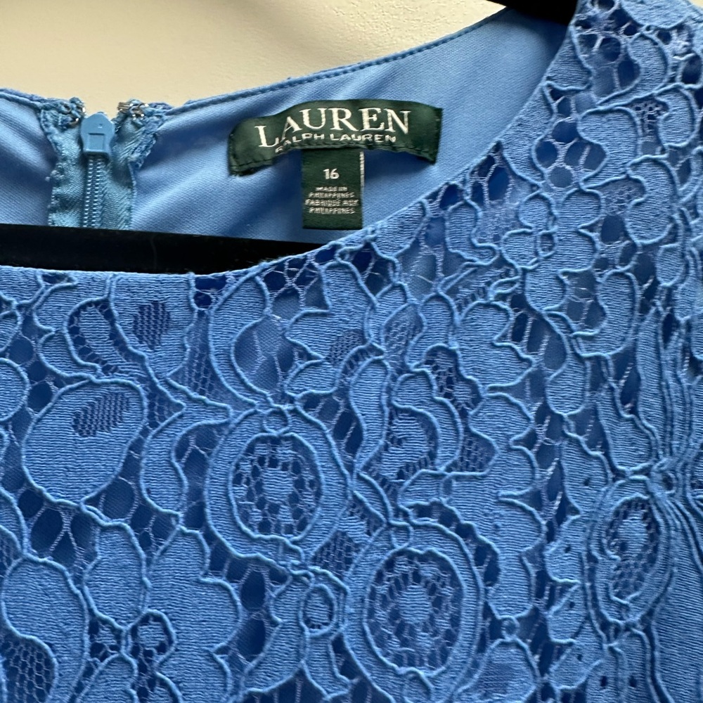 Lauren Ralph Lauren Floral Blue Lace Dress - Picture 2 of 4